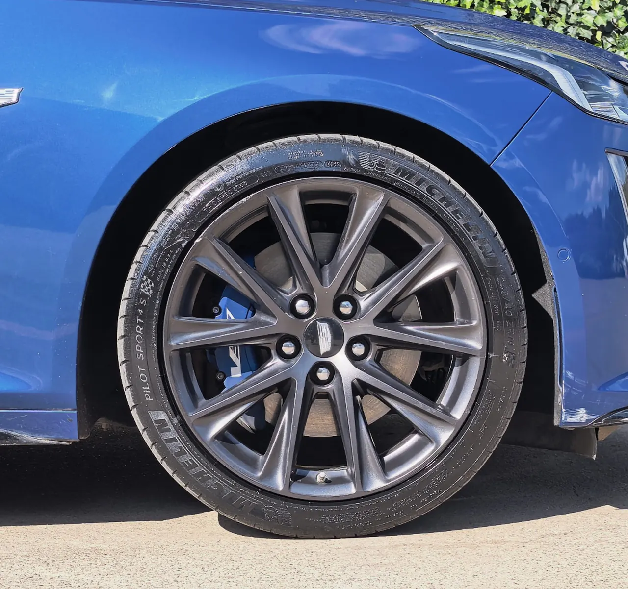 Cadillac 2020 CT5 2.0T 28T Platinum Sports Edition Automatic Gear 10