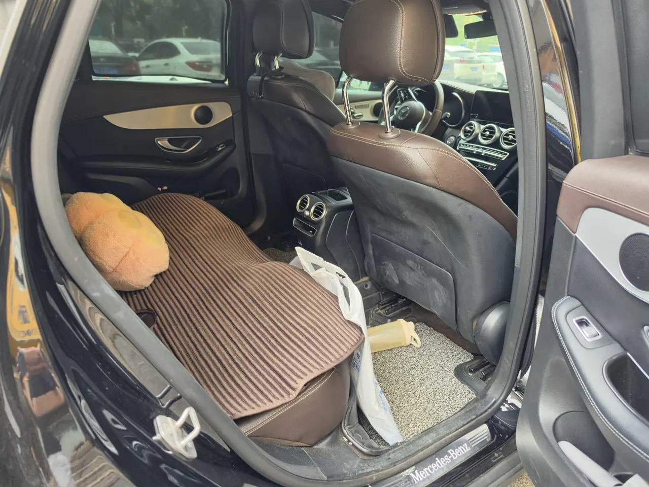 Mercedes Benz 2022 GLC 260 L 4MATIC 2.0T Dynamic (Change 2) Automatic Gear 3