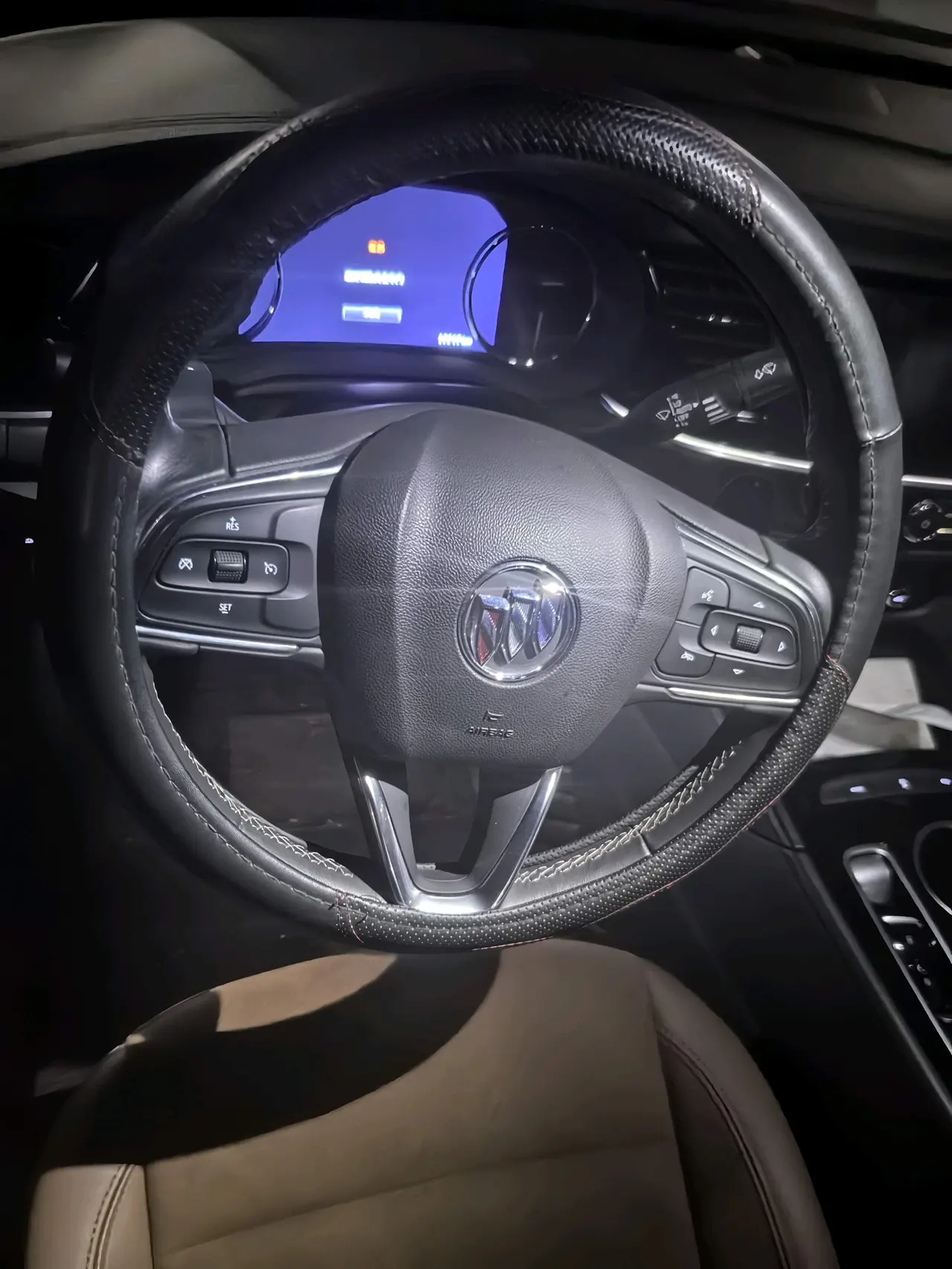 Buick 2020 Regal 1.5T 552T Luxury Automatic Gear 3