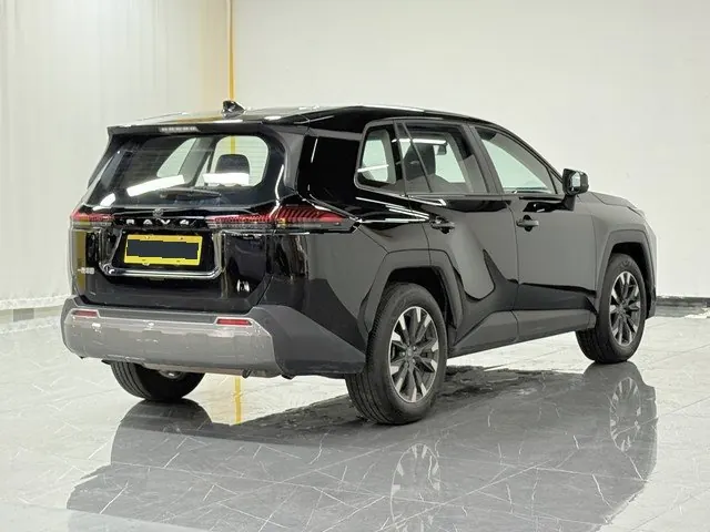 Toyota 2026 RAV4 Rongbo 2.0 Stepless Two-Drive Deluxe Automatic Gear 3