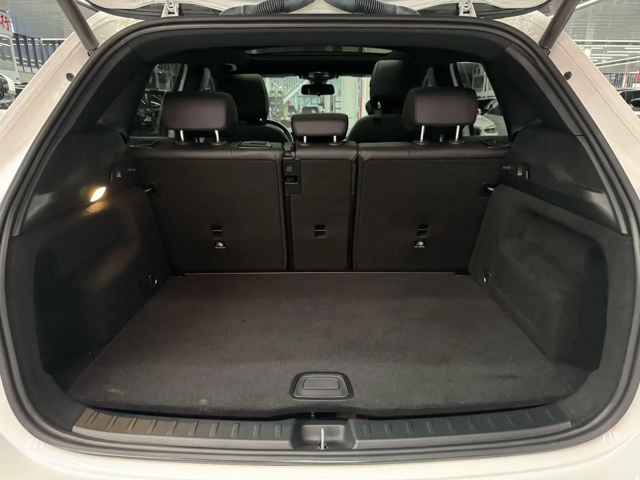Mercedes Benz 2020 GLA 200 1.3T automatic gear 6