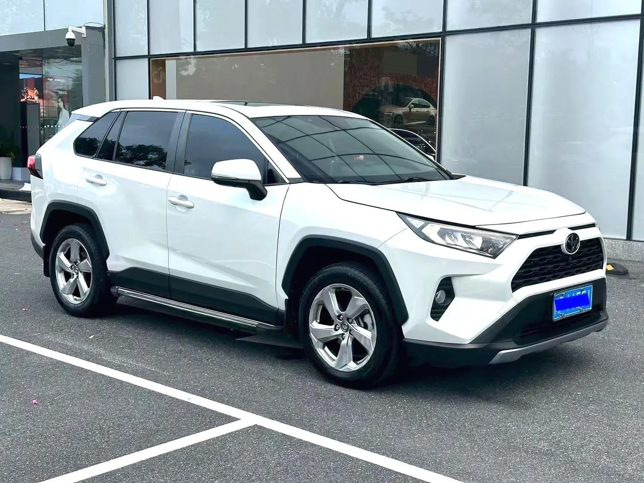 Toyota 2020 RAV4 Rongbo 2.0 Stepless Two-Drive Fashion Edition Automatic Gear 3