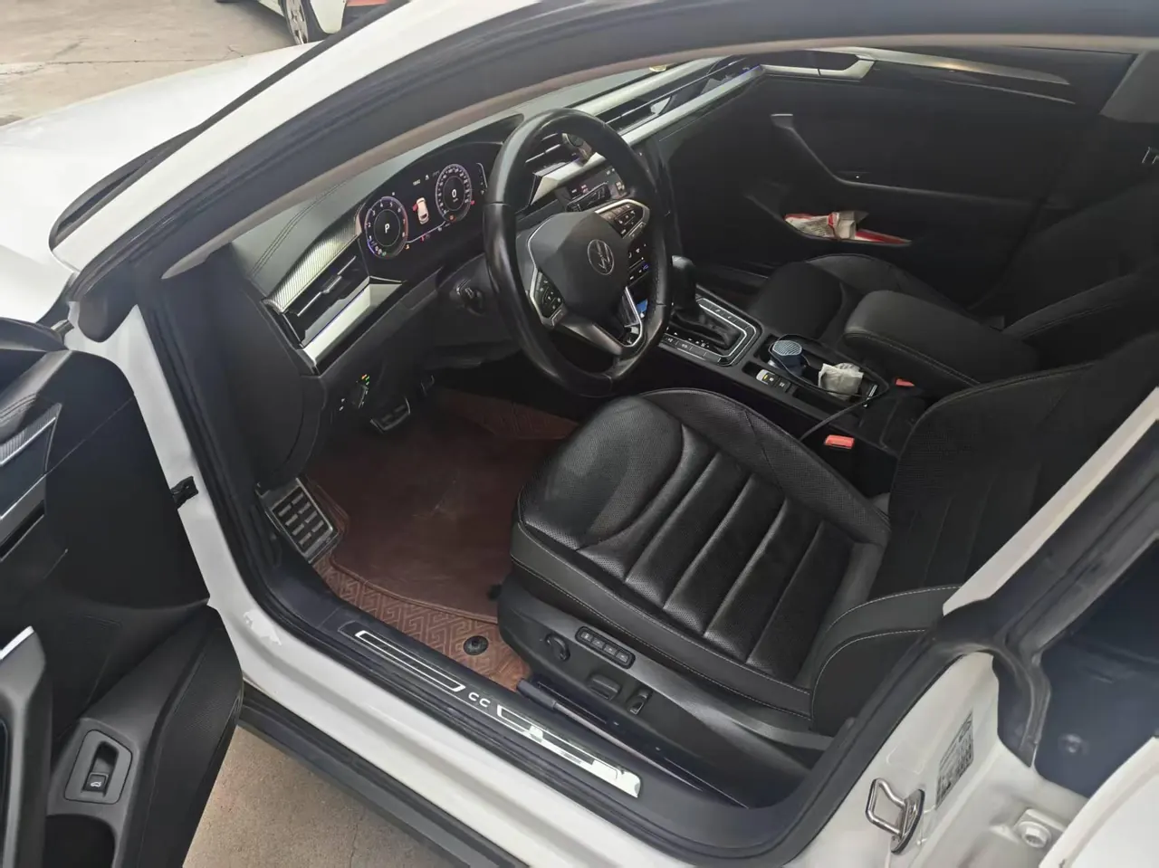 Volkswagen 2021 CC Hunting Car 2.0TSI 380TSI Hunting Heart Edition Automatic Gear 4
