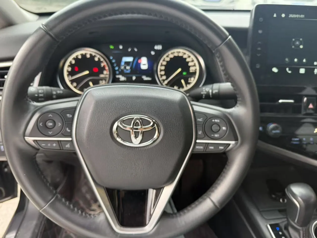 Toyota 2021 Camry 2.0G Stepless Deluxe Edition Automatic Gear 5