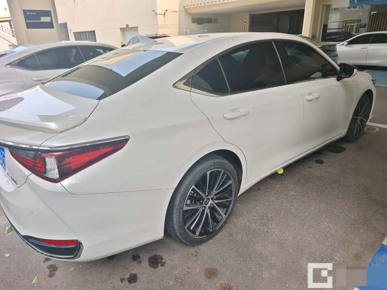 Lexus ES (Imported) 2022 ES300h 2.5 Stepless Premium Edition Automatic Gear 2