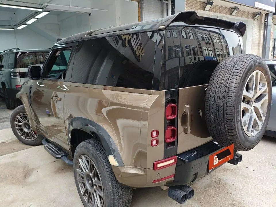 Land Rover Guard (Imported) 2023 Guard 90 48V 3.0T P400 XS Automatic Gear 9