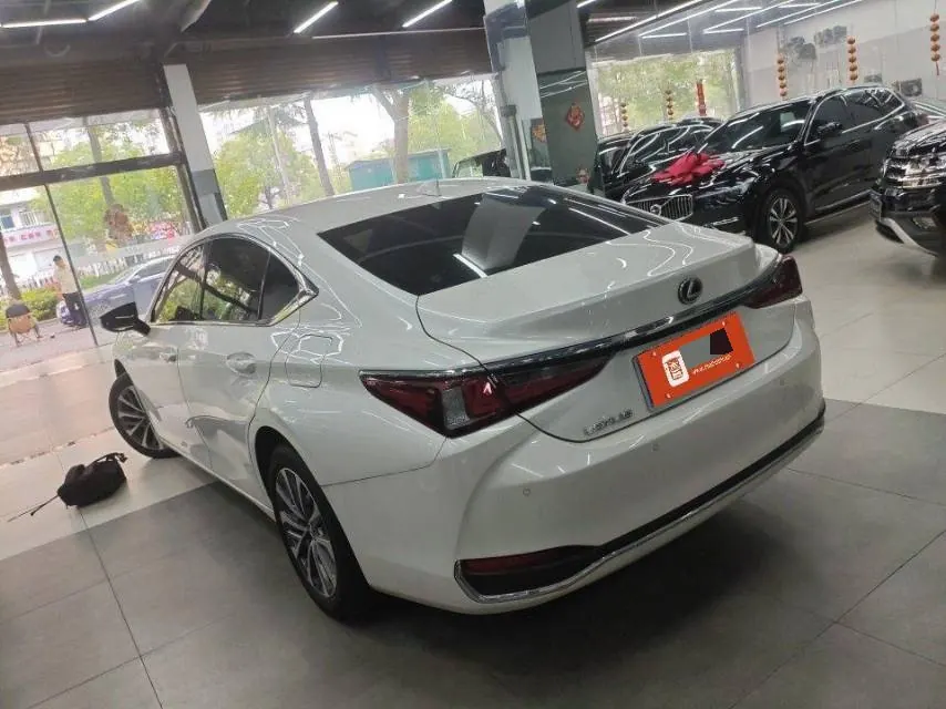 Lexus ES (Imported) 2022 ES200 2.0 Stepless Premium Edition Automatic Gear 3
