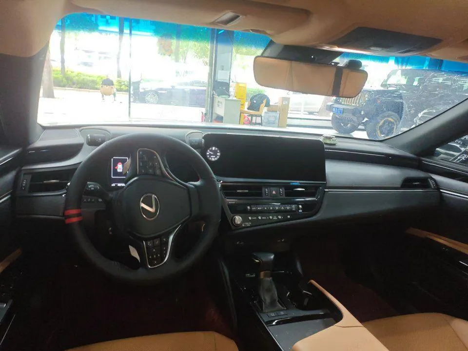 Lexus ES (Imported) 2022 ES200 2.0 Stepless Premium Edition Automatic Gear 7