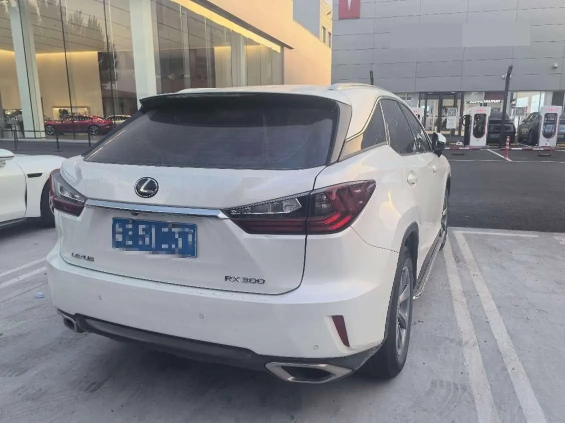 Lexus RX (Imported) 2020 RX300 2.0T Two-Drive Comfort Edition Automatic Gear 2