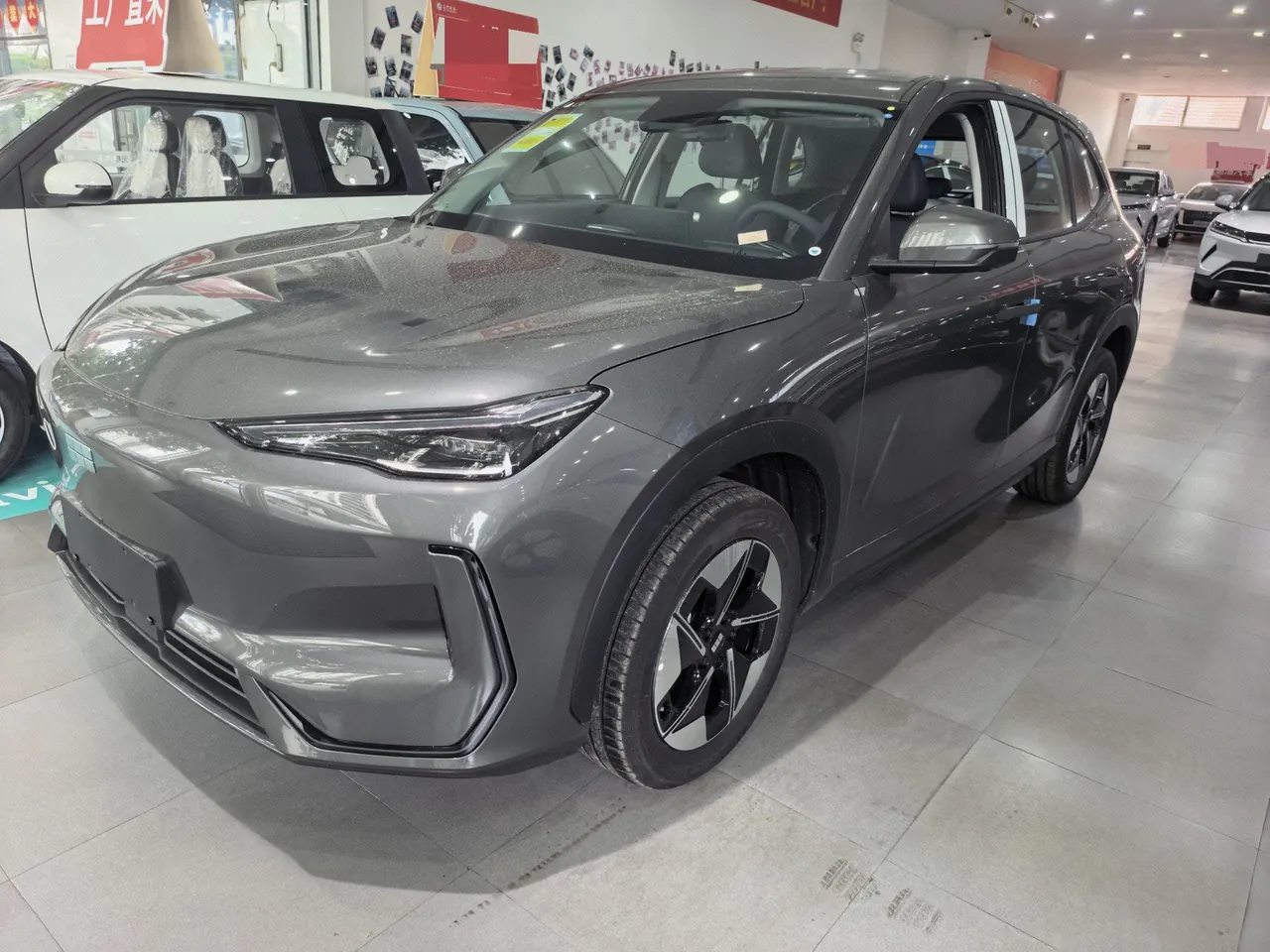Открыть галерею: Geely Galaxy 2026 E 5 530km sailing version of automatic gear