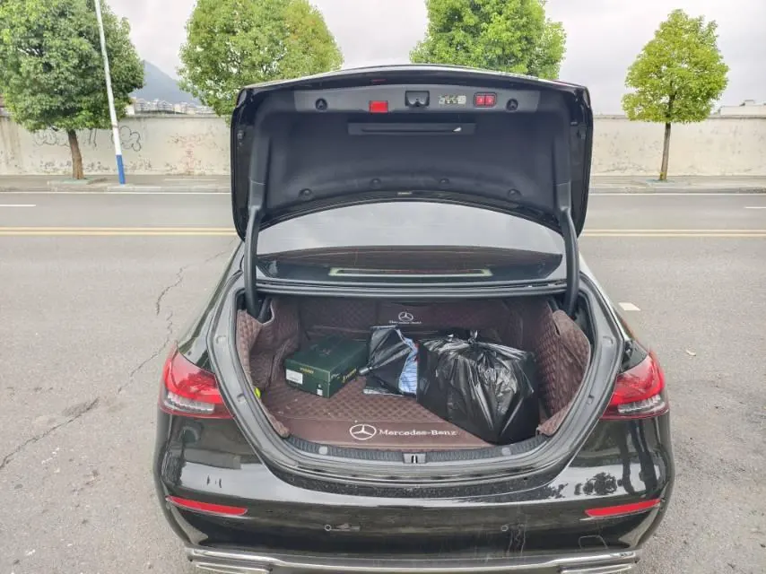 Mercedes Benz E Class 2023 E 300 L 2.0T Luxury Automatic Gear 10