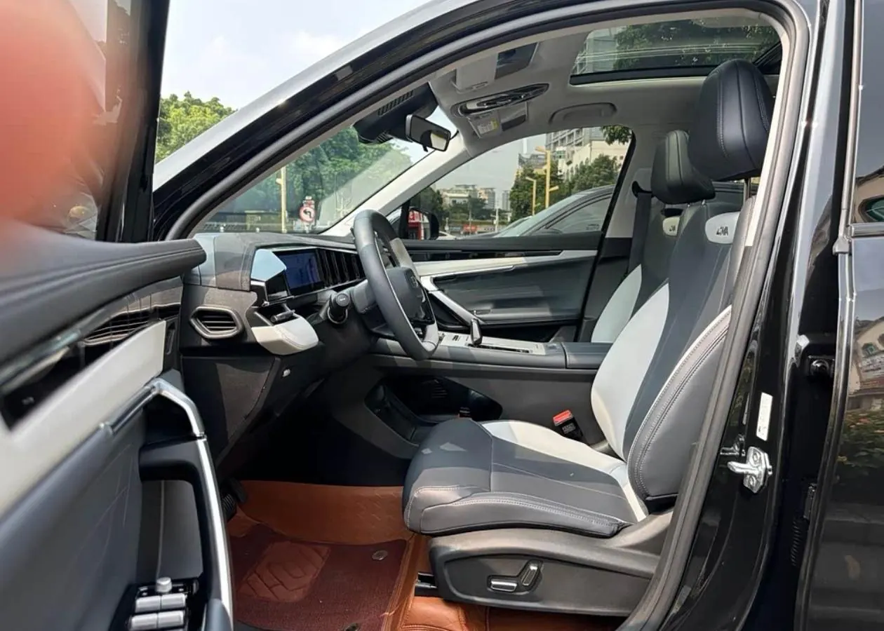 Geely 2024 Boyue L 1.5TD Premium Edition Automatic Gear 4