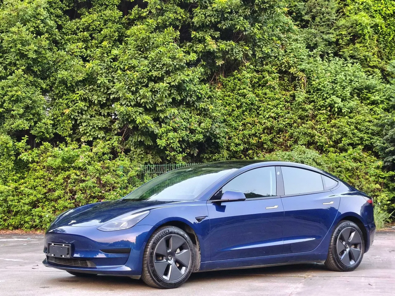 Open image lightbox: Tesla 2021 Model 3 Standard Endurance Rear Drive Upgraded Automatic Gear