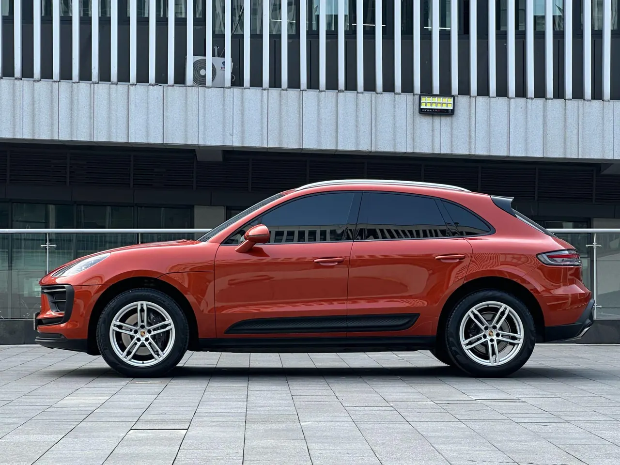 Porsche Macan (Imported) 2022 Macan 2.0T Automatic Gear 5