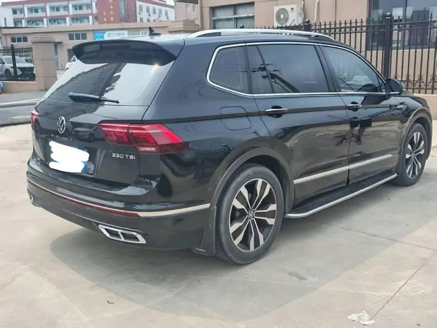 Volkswagen 2024 Tiguan L R-Line 2.0TSI 330TSI Two-Drive R-Line Overdrive Automatic Gear 2