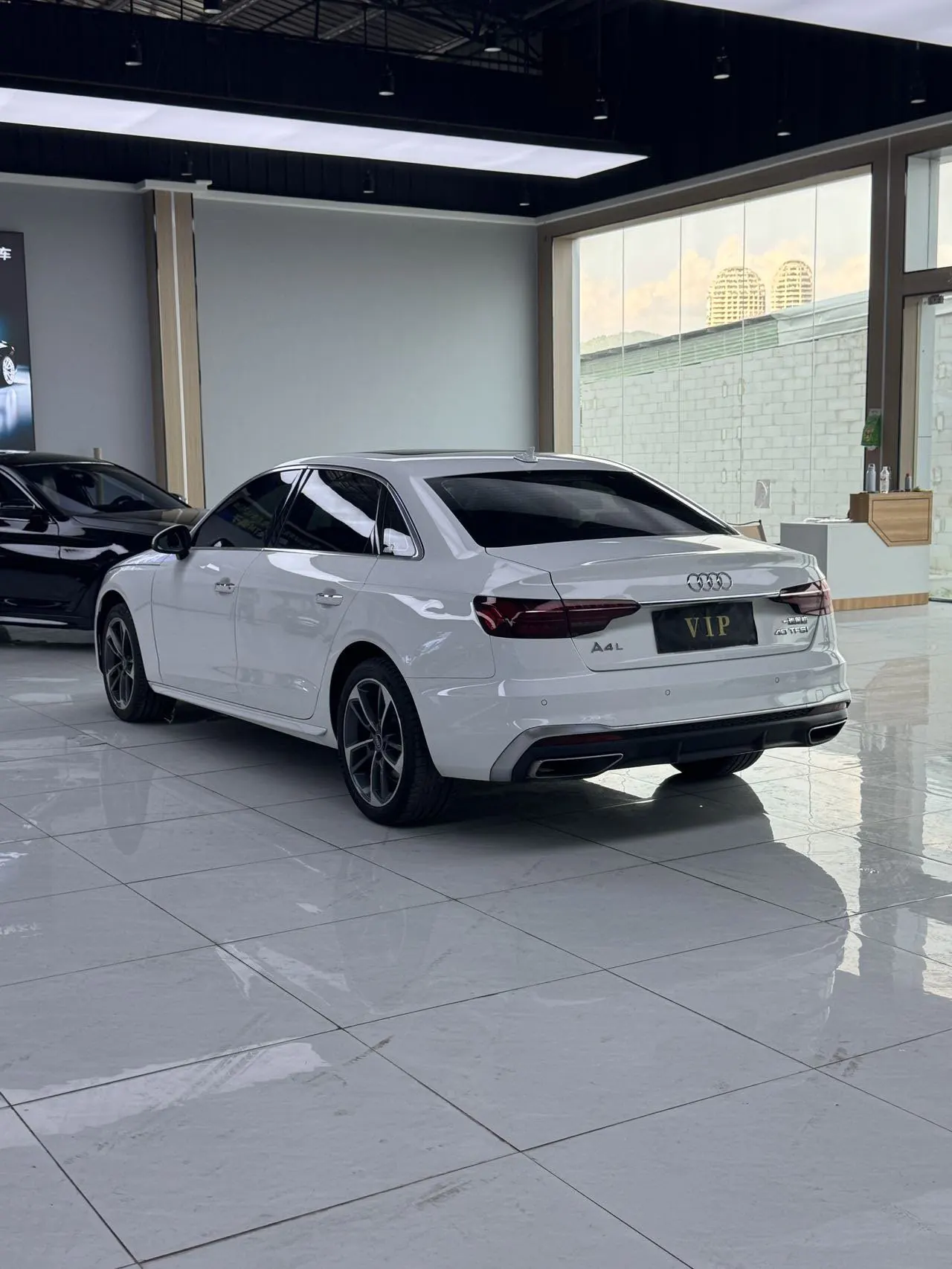 Audi 2023 A4L 2.0TFSI 40TFSI Fashion Dynamic Automatic 7