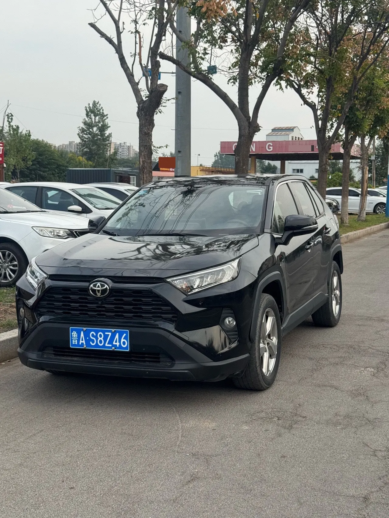 Open image lightbox: Toyota 2020 RAV4 Rongbo 2.0 Stepless Two-Drive Fashion Edition Automatic Gear