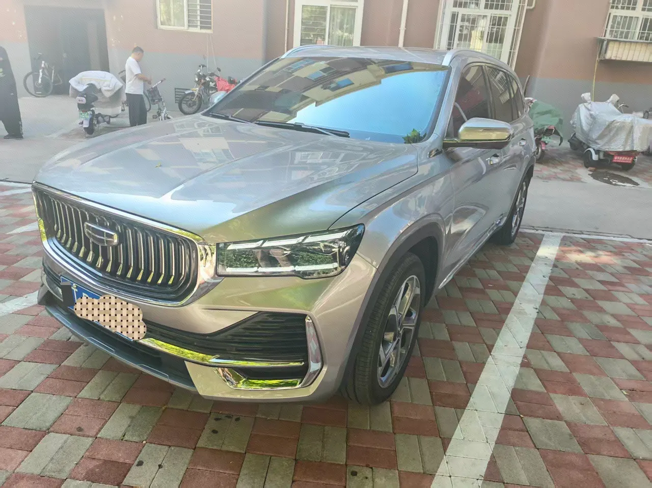 Открыть галерею: Geely 2026 XingyueL (Monjaro) 2.0TD Changfeng Qingyun Edition Automatic Gear