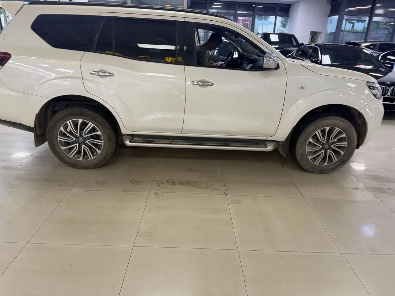 Nissan 2020 Tuda 2.5 Four-wheel Drive Deluxe Edition Automatic Transmission 3