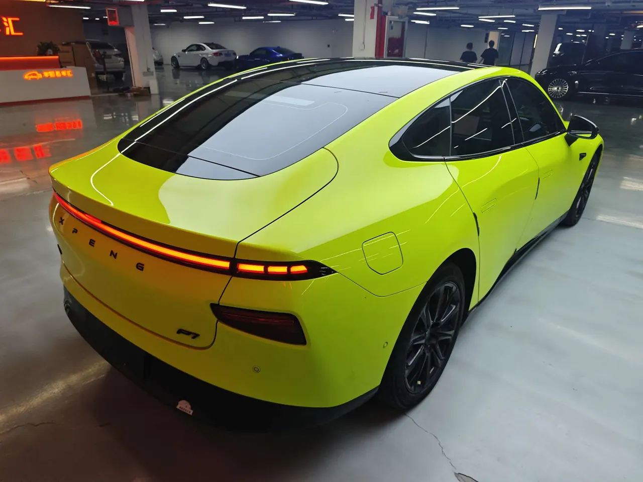 Xpeng 2021 P7 Rear Drive Super Long Endurance Pengyi Edition Automatic Gear 5