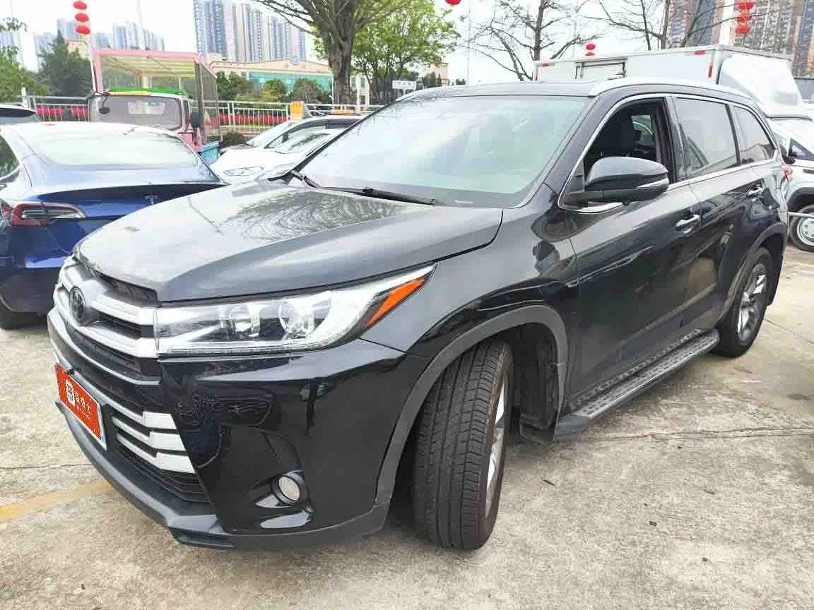 Открыть галерею: Toyota 2021 Highlander 2.0T 4-wheel drive deluxe 7-seat automatic gear
