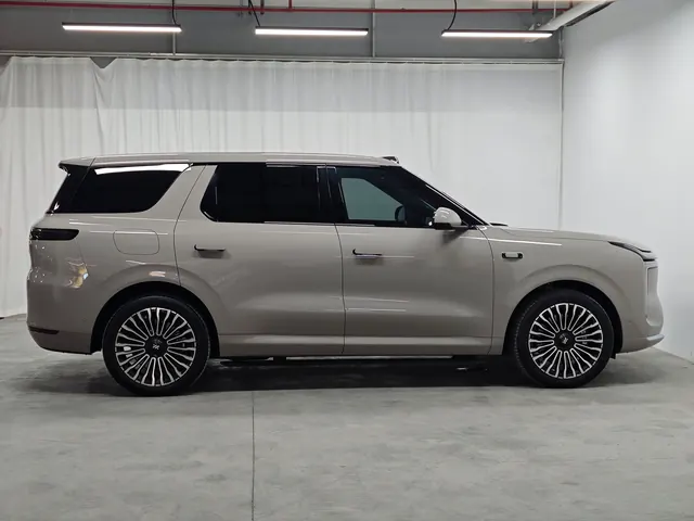 IM 2026 IM LS8 66 Ultra Technology Flagship Large Five-seater Automatic Transmission 5