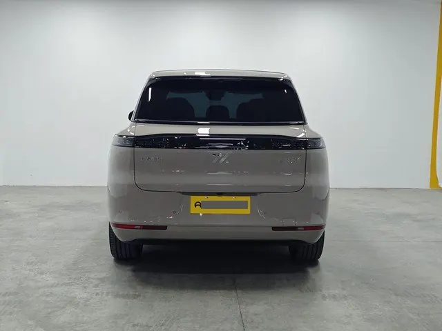 IM 2026 IM LS8 66 Ultra Technology Flagship Large Five-seater Automatic Transmission 7