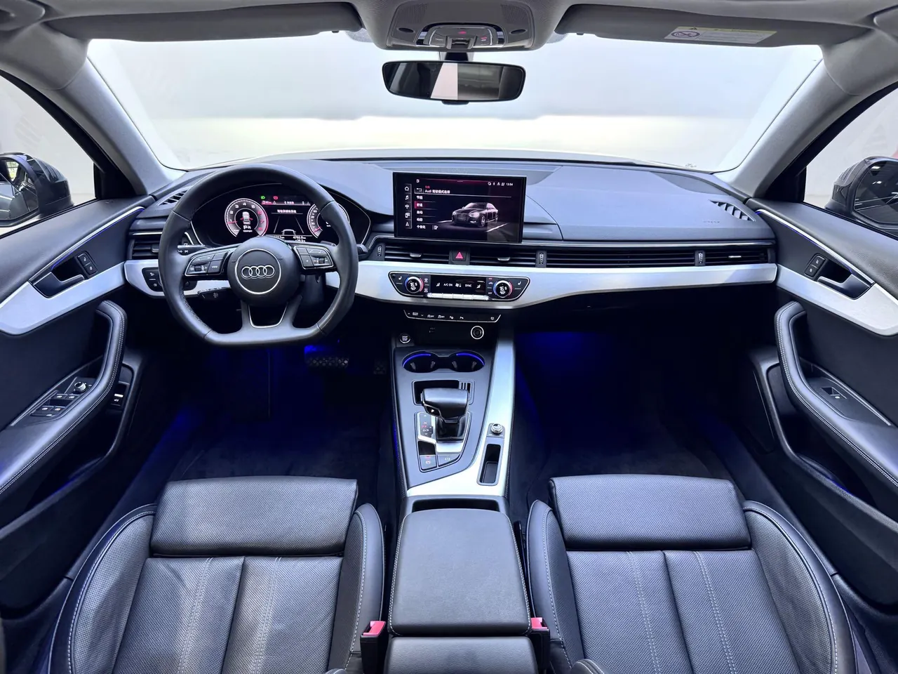 Audi 2022 A4L 2.0TFSI 40TFSI Deluxe Dynamic Automatic 6