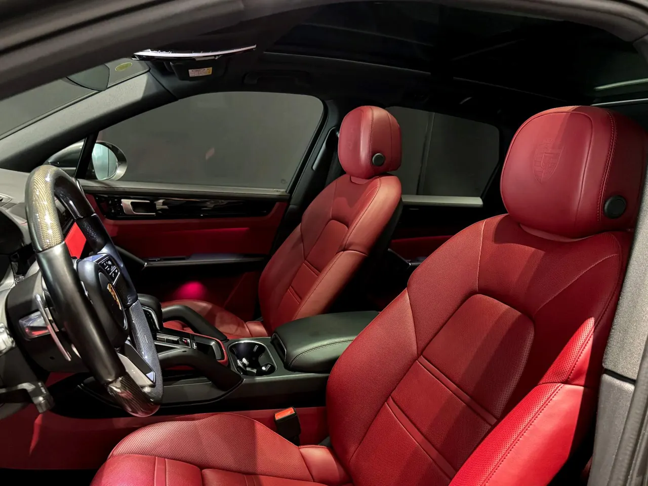 Porsche Cayenne New Energy (Imported) 2020 Cayenne Oil and Electric Hybrid 2.0T Automatic Gear 7