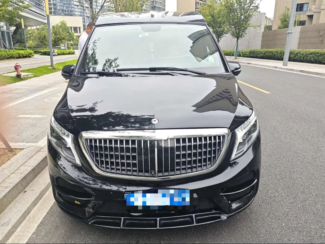 Mercedes Benz 2020 Vito 2.0T Elite Edition 7-seat Automatic Gear 3