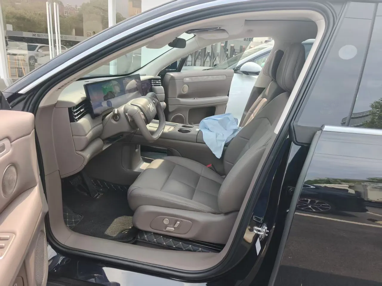 IM 2026 IM LS6 Max automatic gear 2