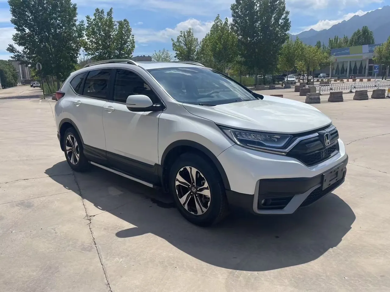 Honda 2021 CR-V 1.5T Stepless 240TURBO Two-Drive Comfort Edition Automatic Gear 2