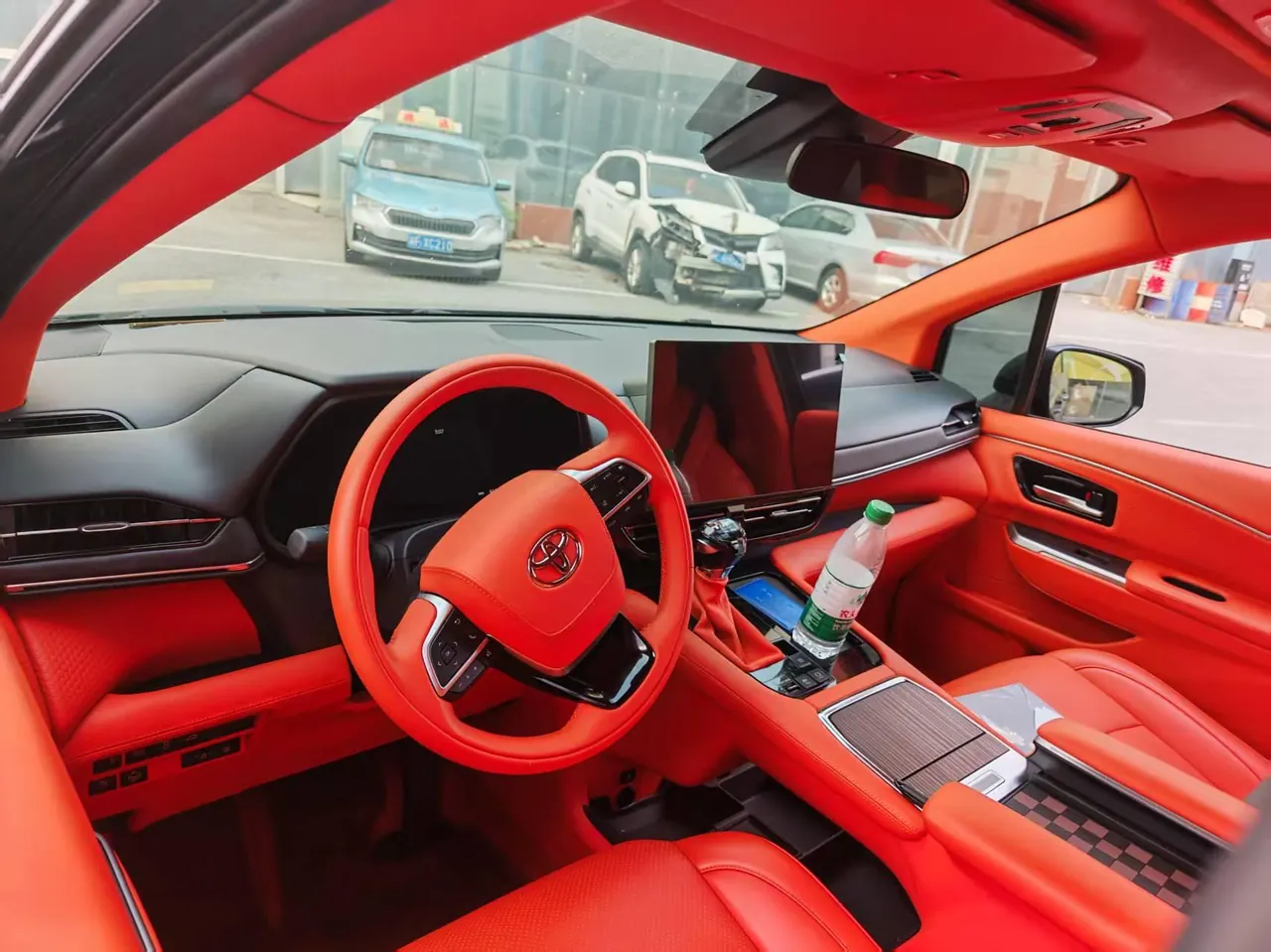 Toyota 2026 Sana 2.5 Stepless Two-Drive Comfort Edition Automatic Transmission 6