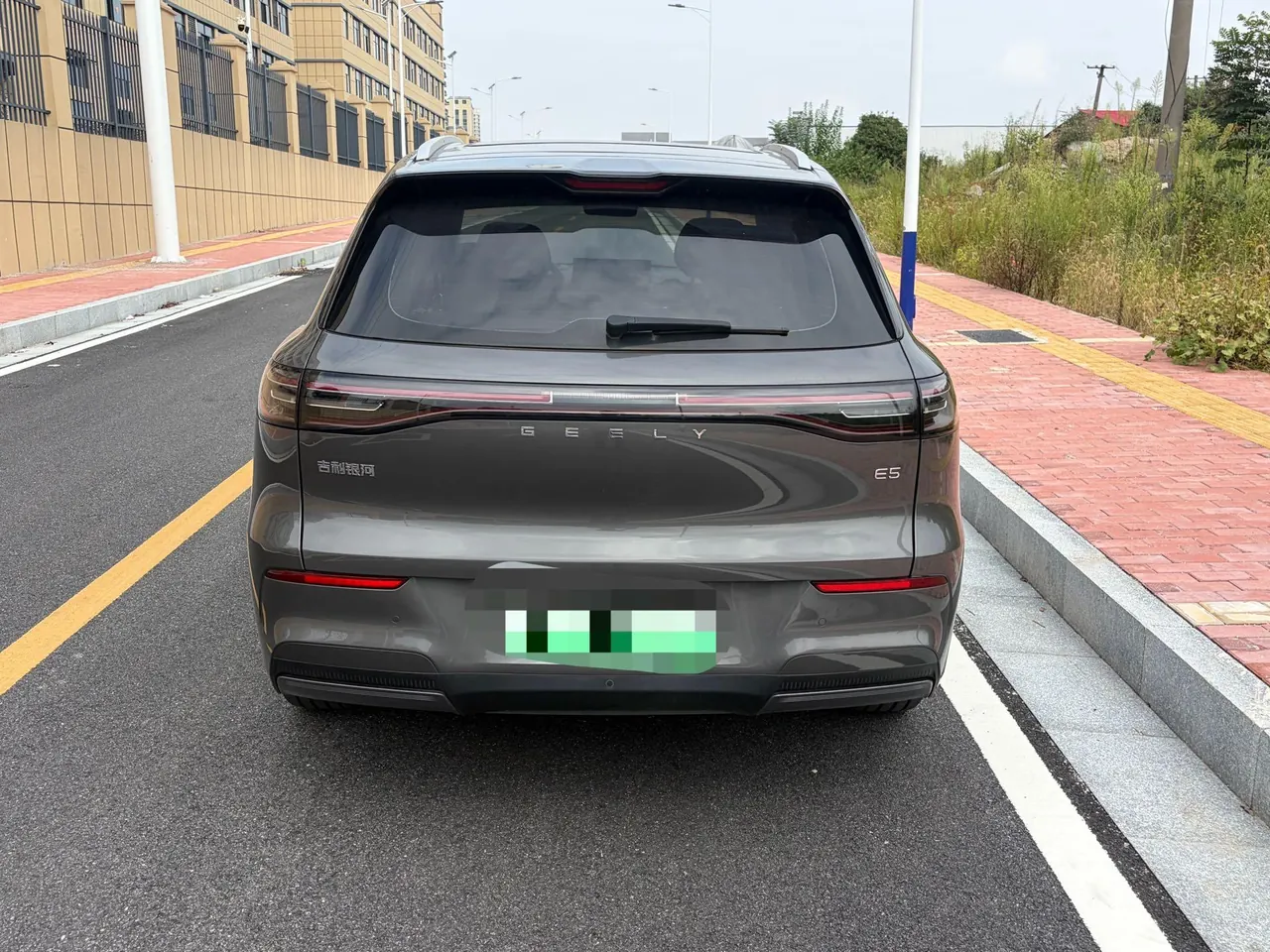 Geely Galaxy 2026 E 5 610km Discovery Edition Automatic Gear 7