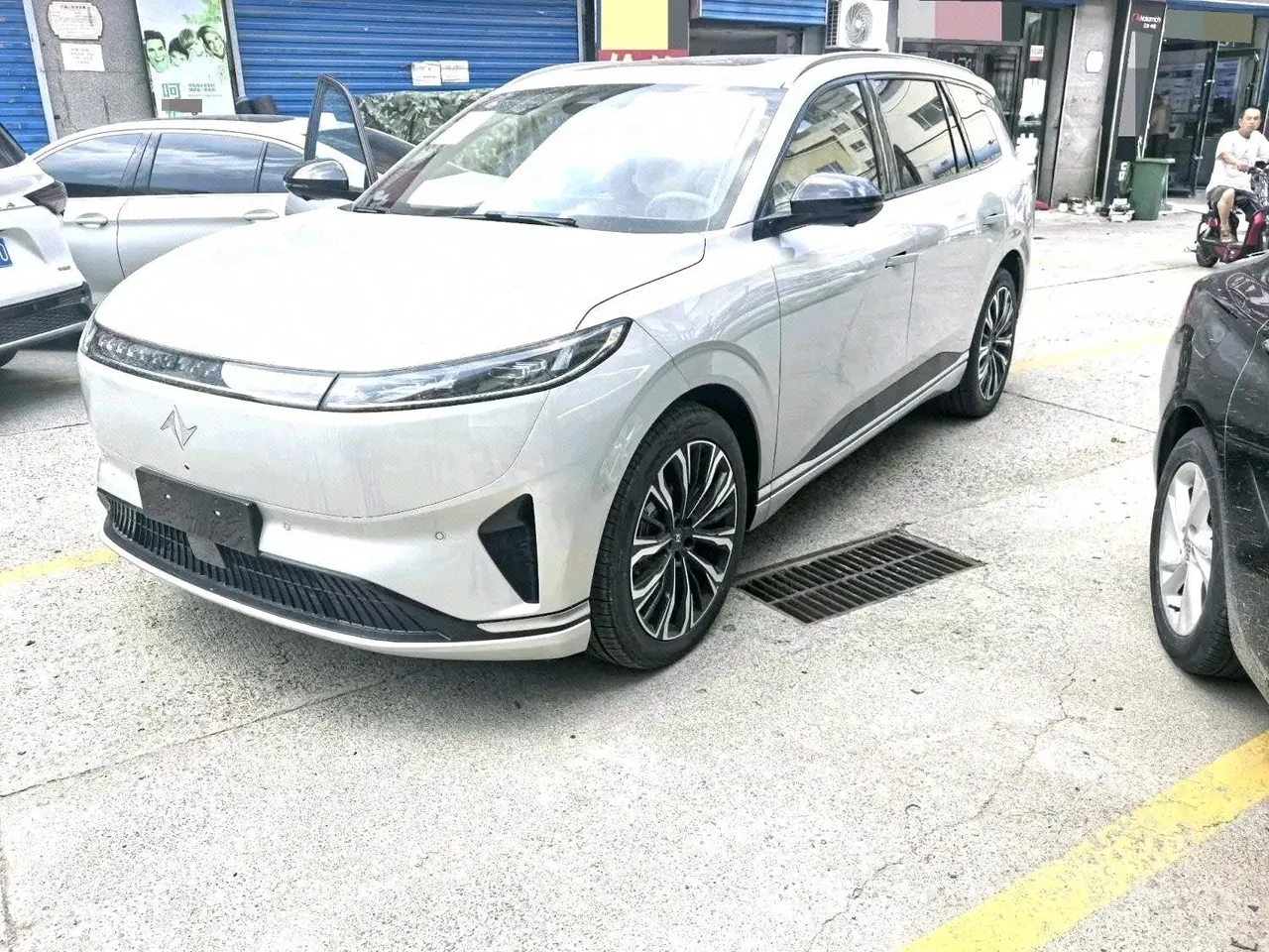 Yi Pai 2026 eπ 008 Increase in Cheng Jia Yue Edition 6-seat Automatic Gear - View 1