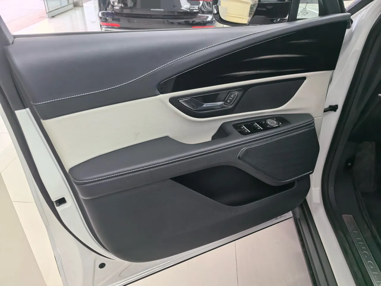 Lincoln 2026 Voyager 2.0T 4-wheel drive exclusive automatic gear 5