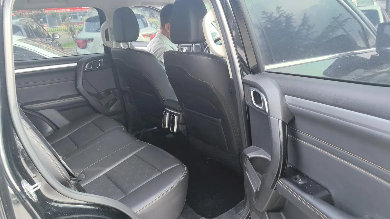 Haval 2021 Big Dog 1.5T Two-Drive Horse Dog Wangcai Edition (Modified) Automatic Gear 4