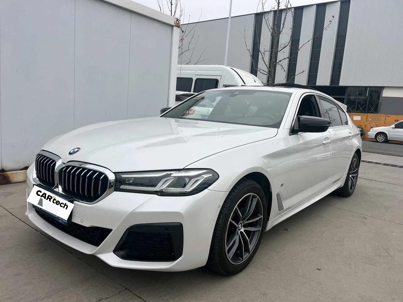 Open image lightbox: BMW 5 Series 2021 525Li 2.0T M Sports Suit Automatic Gear