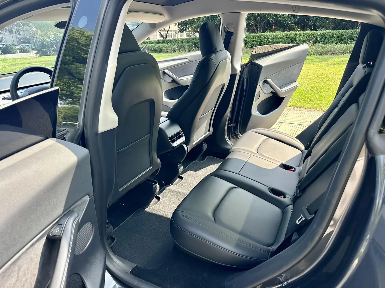 Tesla 2024 Model Y rear-wheel drive version automatic transmission 7