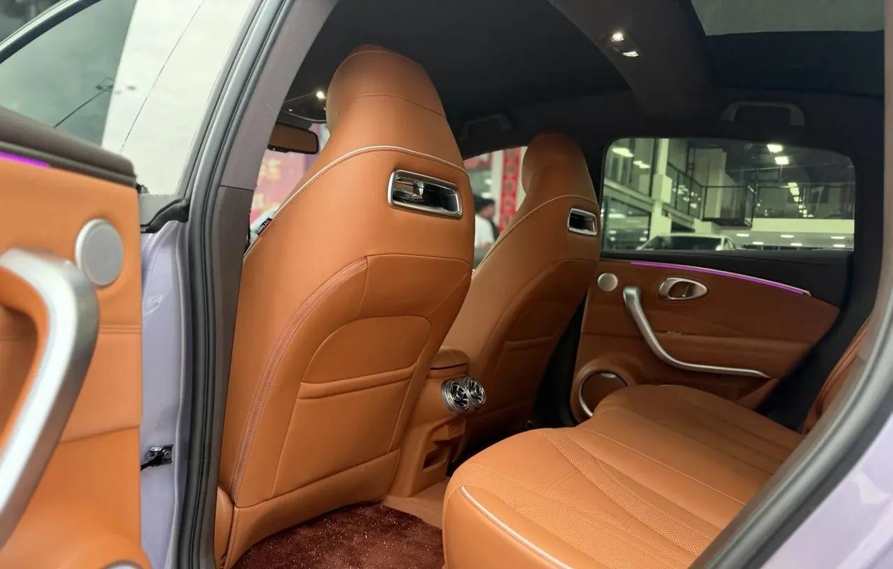 Ora 2022 Lightning Cat 555km Premium Edition Automatic Gear 8