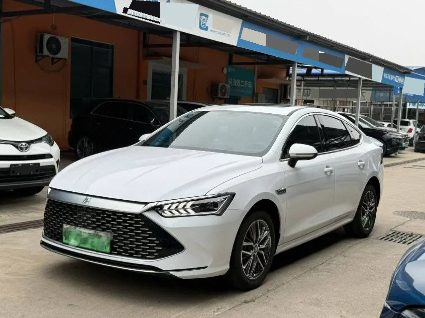 Open image lightbox: BYD 2023 Qin PLUS DM-i 1.5 stepless champion version Exceed 120KM automatic gear
