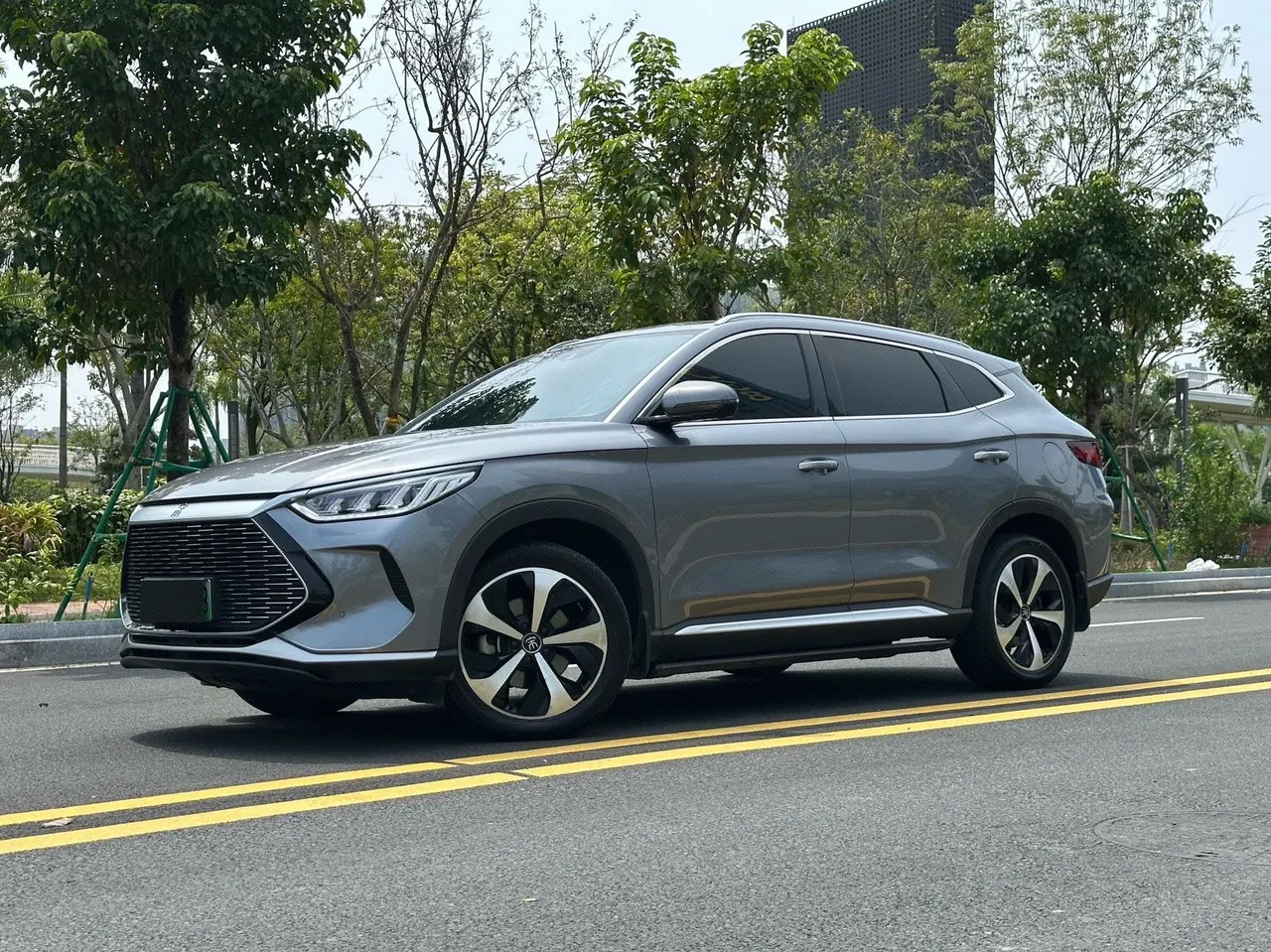 打开图片灯箱:BYD Song PLUS New Energy 2021 Song PLUS DM-i 1.5 Stepless 110KM Flagship Automatic Gear