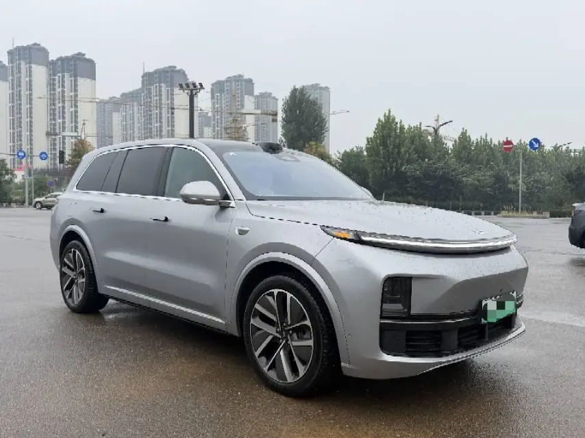 Li 2024 L9 Ultra automatic gear 3
