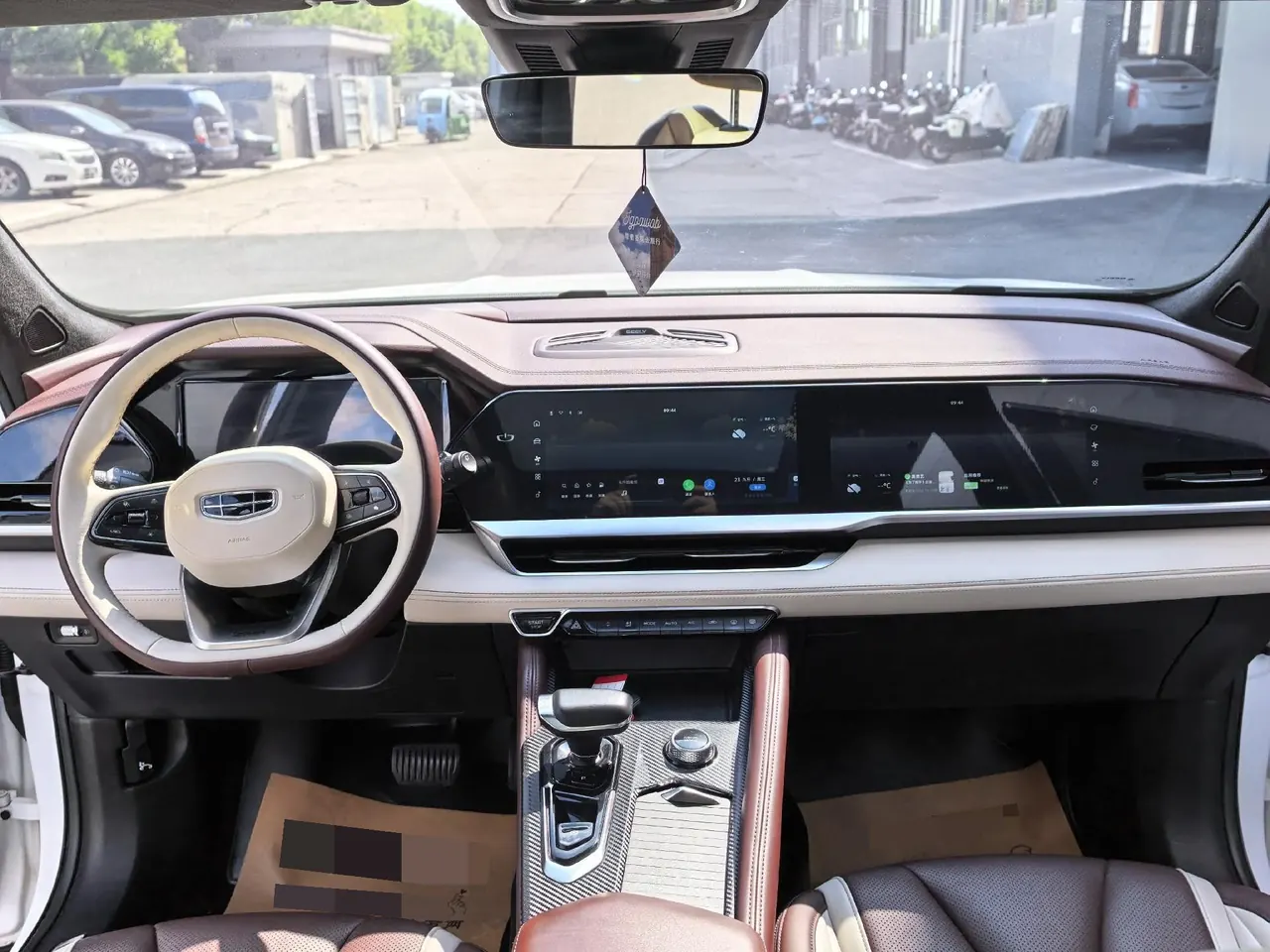 Geely 2021 XingyueL (Monjaro) 2.0TD EVO two-wheel drive distinguished automatic transmission 3