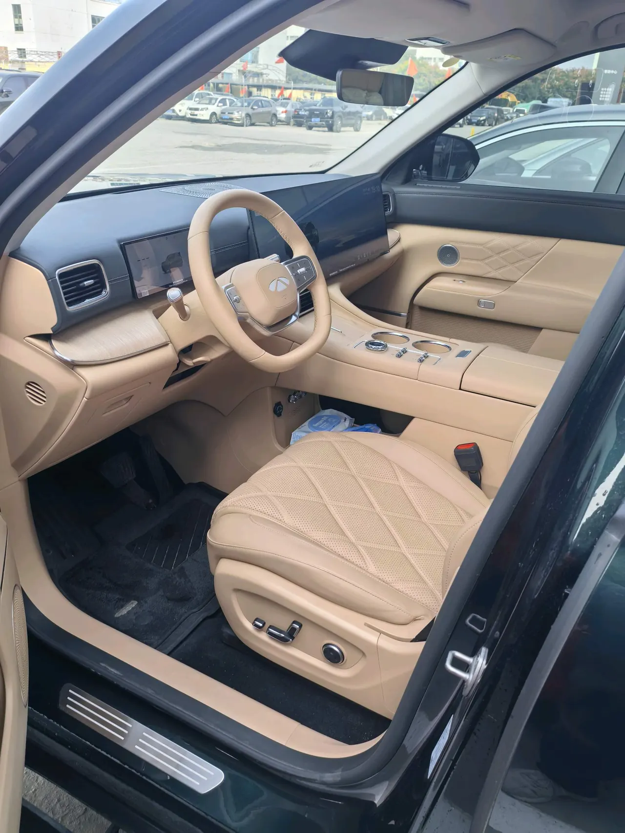 Chery 2026 Fengyun T 11 220 Four-wheel Drive Family Music Automatic Gear 3