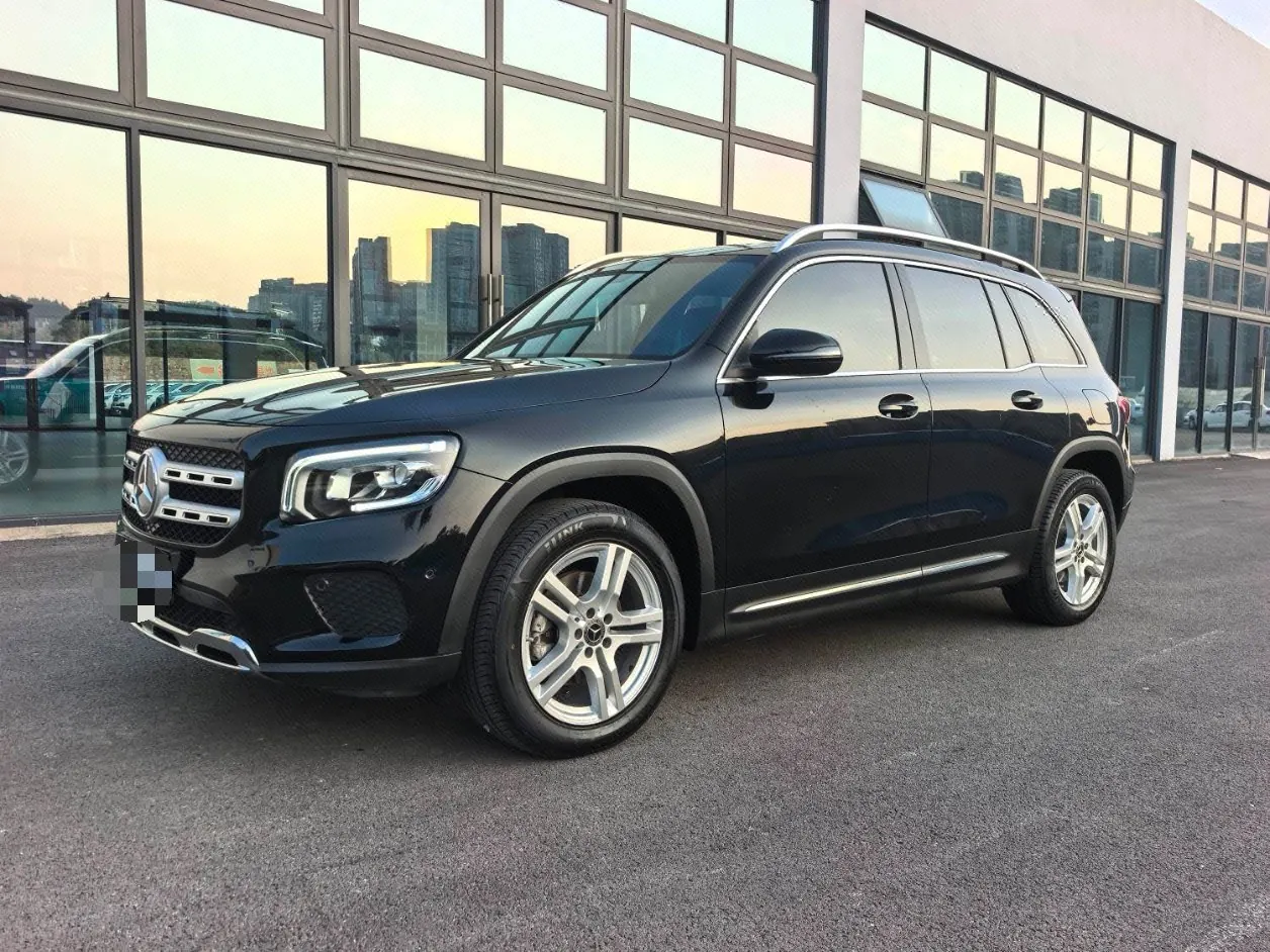 Открыть галерею: Mercedes Benz 2022 GLB 200 1.3T Fashion (Modified) Automatic Gear