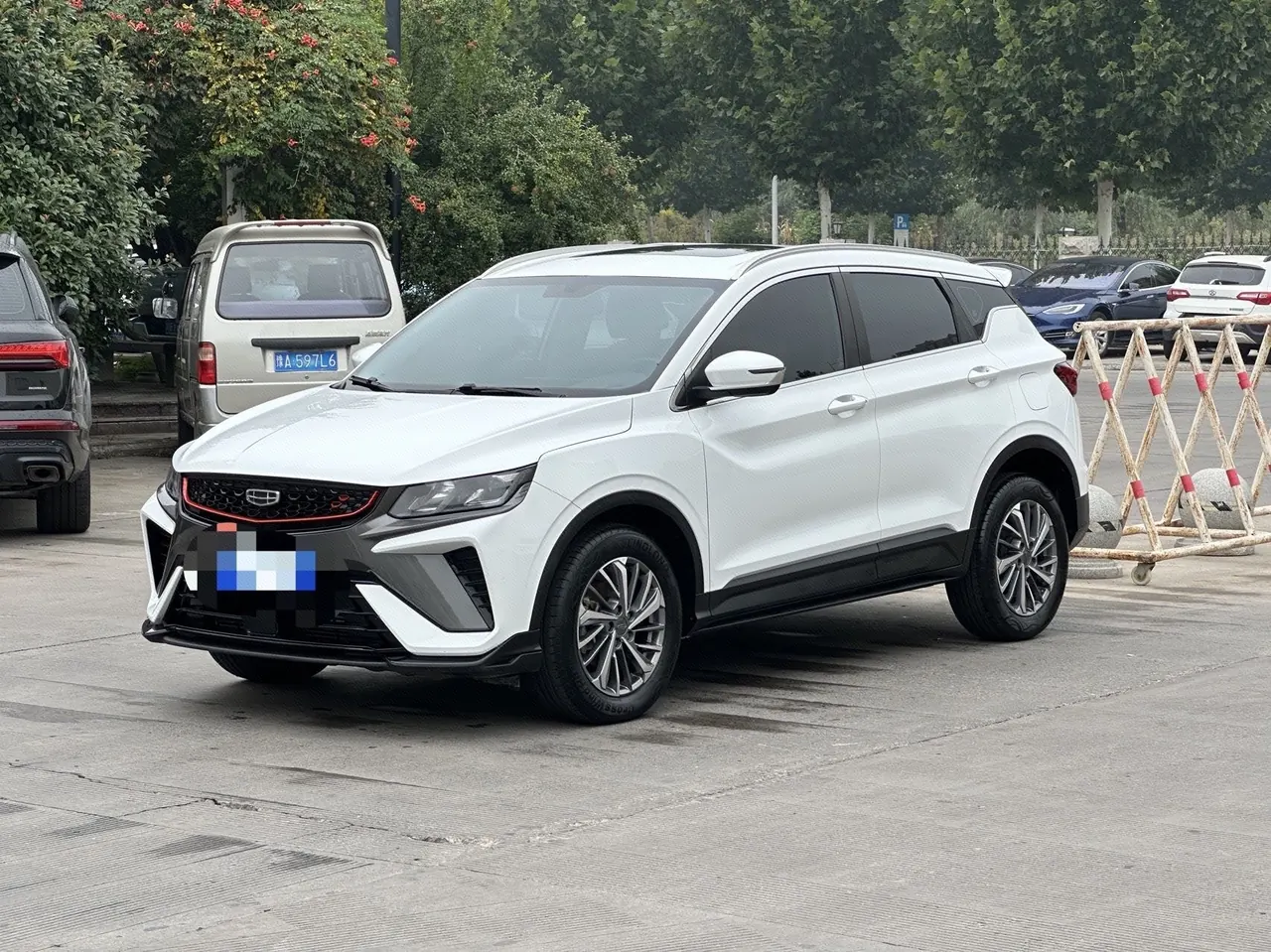 Открыть галерею: Geely 2021 Plantronics 1.4T Platinum Edition Automatic Gear