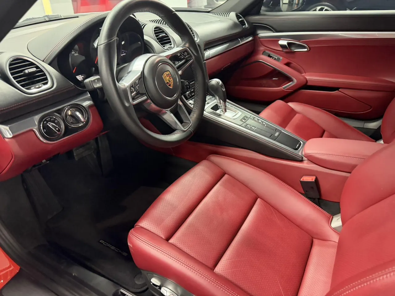 Porsche 718 (Imported) 2022 718 Carman 2.0T Automatic 10