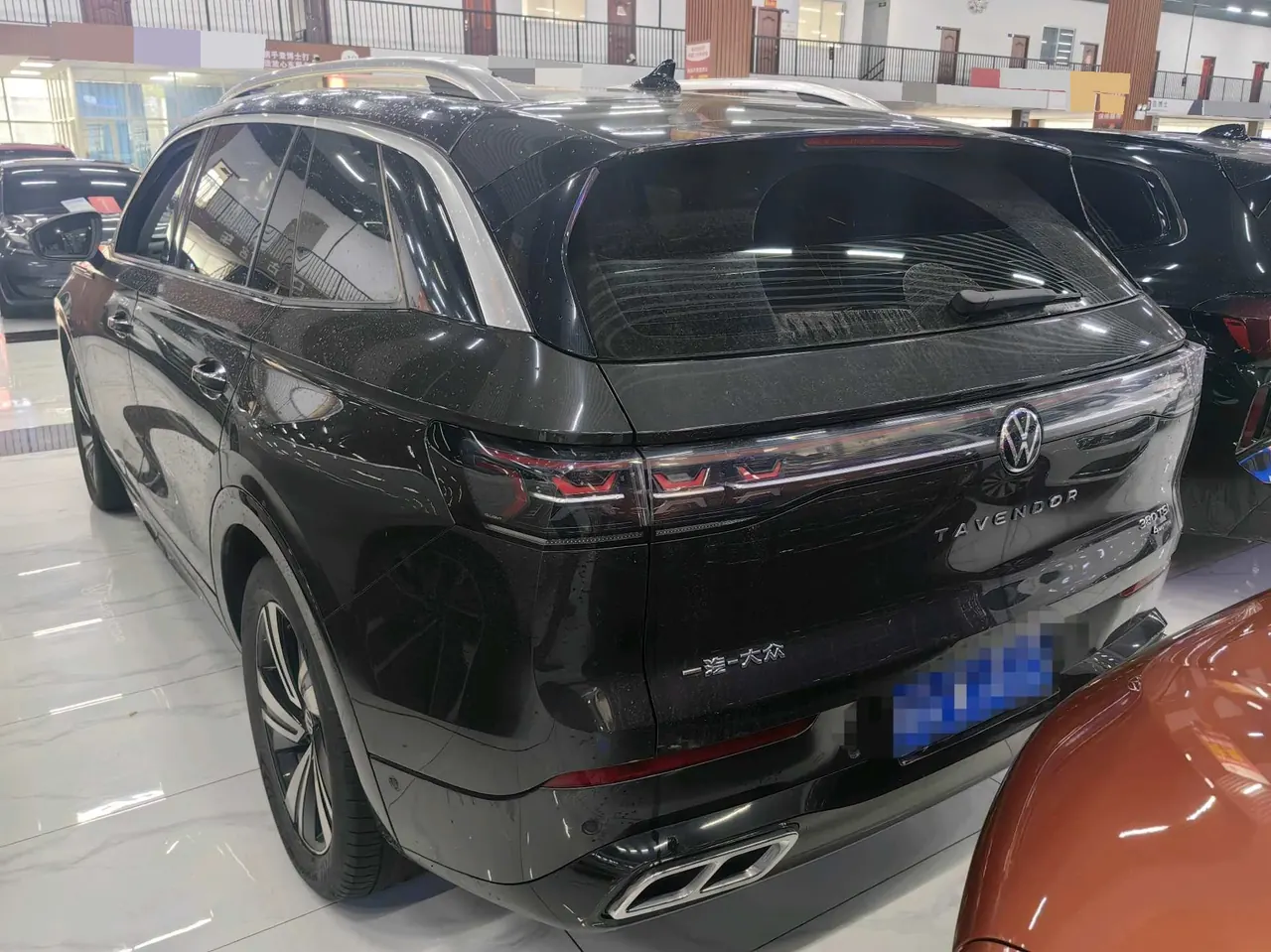 Volkswagen 2023 model tour R-Line 2.0TSI 380TSI four-wheel drive parade version automatic gear 6