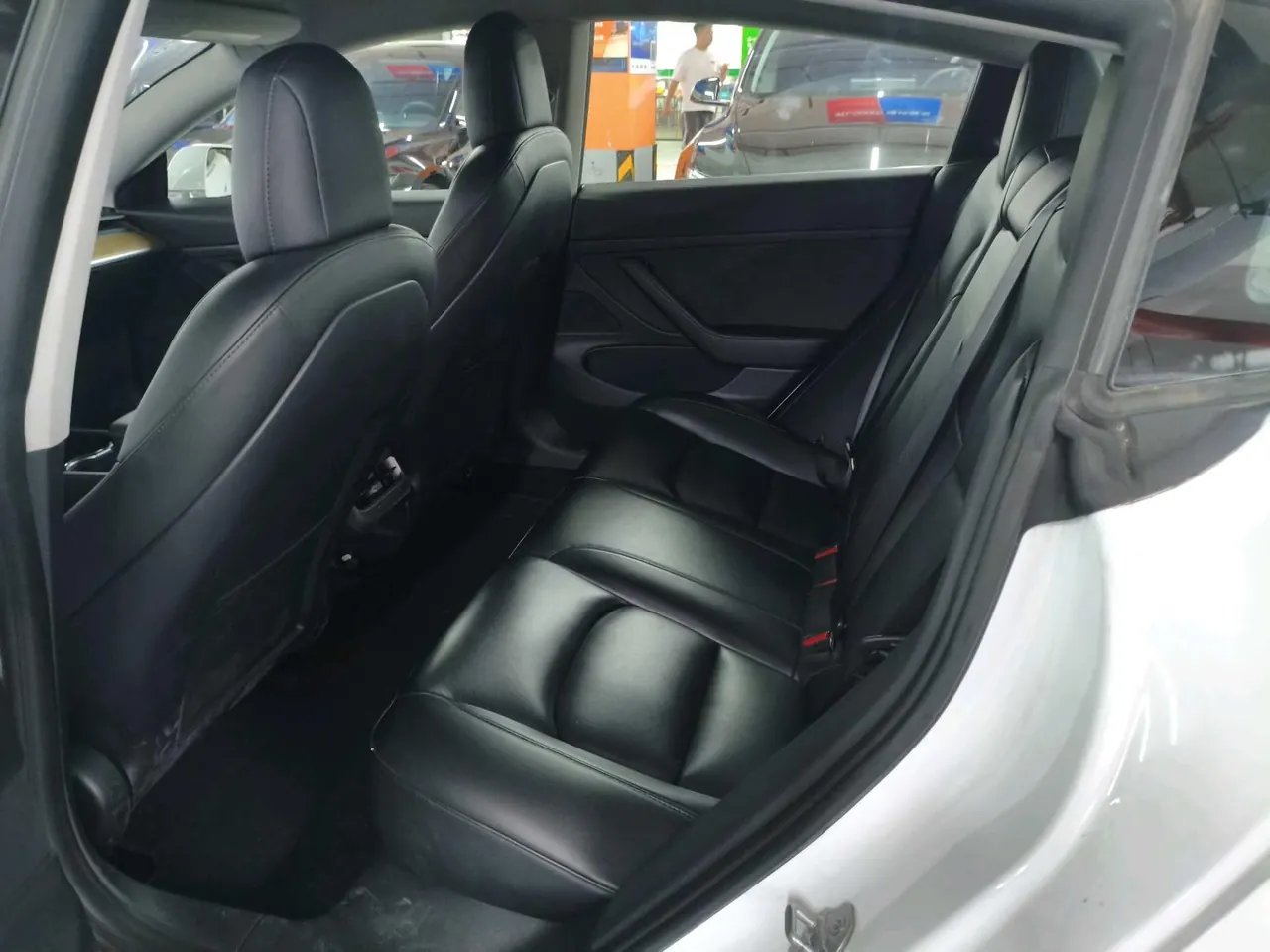 Tesla 2020 Model 3 long endurance rear wheel drive version (modified) automatic gear 5